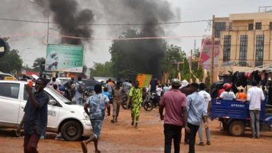 صورة انقلاب النيجر.. مهلة أفريقية وتهديدات أوروبية