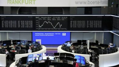 Photo de Bourses : L’Europe termine en baisse, le moral des investisseurs reste dégradé   